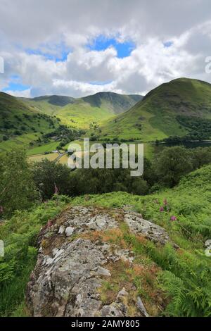 Die Hartsop Valley Fells, Hartsop Village, Kirkstone Pass, Patterdale, Lake District National Park, Cumbria, England Stockfoto