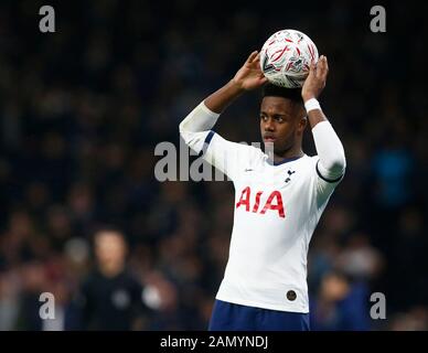 London, ENGLAND - JANUAR14: Ryan Sessegnon von Tottenham Hotspur während der dritten Runde des Emirates FA Cup Reply Match zwischen Tottenham Hotspur und Middlesb Stockfoto