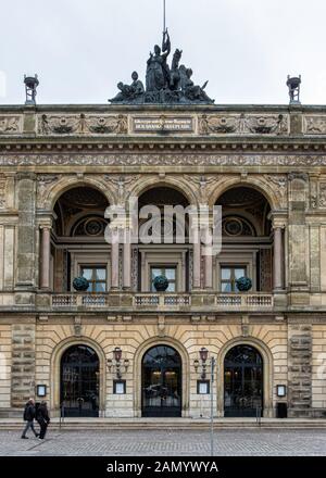 Königlich Dänisches Theater aktuelle Gebäude erbaut 1872-74 und von Wilhelm Dahlerup in der Kongens Nytorv 1, Kopenhagen, Dänemark, Stockfoto