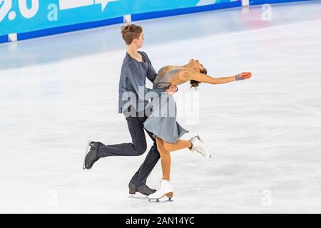 Lausanne, Schweiz. Januar 2020. Lausanne, Schweiz - 2020/01/15: Sofya Tyutyumina und Alexander Shustitskiy aus Russland treten während des Team-Eistanzwettbewerbs für Paare bei den Olympischen Jugendspielen in Lausanne 2020 auf (Foto von Eric Dubost/Pacific Press) Credit: Pacific Press Agency/Alamy Live News Stockfoto