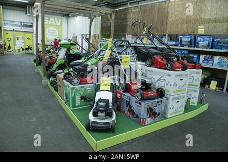 Frankreich Brive La Gaillarde: 08/2018, leeren Baumarkt, Baumarkt; Stockfoto