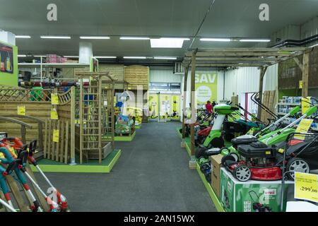 Frankreich Brive La Gaillarde: 08/2018, leeren Baumarkt, Baumarkt; Stockfoto