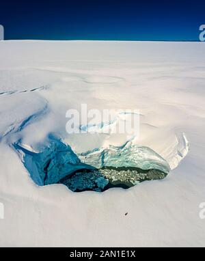 Calderas - Die Glaziologische Gesellschaft Frühlingsexpedition, der Vatnajokull-Gletscher, Island Stockfoto