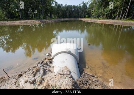 Aufbewahrung von Teichen zur industriellen Arbeit Zone Stockfoto