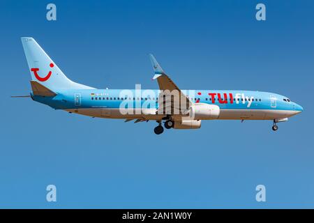 Frankfurt, Deutschland - Juni 8, 2018: Tui Boeing 737 Flugzeug am Flughafen Frankfurt (FRA) in Deutschland. Boeing ist ein Hersteller von Flugzeugen im Sitz Stockfoto