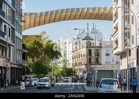 Birkenholzkastenabschnitte von Jurgen Mayers Metropol-Parasol span Calle Imagen in Sevilla Stockfoto