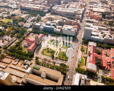 Luftaufnahme von Tshwane Rathaus und Ditsong Nationalmuseum für Naturgeschichte, Pretoria, Südafrika Stockfoto