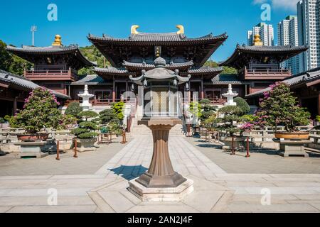 Hongkong, China - November 2019: Die Chi-Lin-Nunnery, ein großer buddhistischer Tempel in Hongkong Stockfoto
