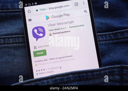 Viber Messenger App bei Google spielen Website angezeigt auf dem Smartphone in Jeans Tasche versteckt Stockfoto