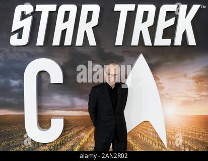 Sir Patrick Stewart, der an der Star Trek: Picard Premiere im Odeon Luxe Leicester Square in London teilnahm. Stockfoto