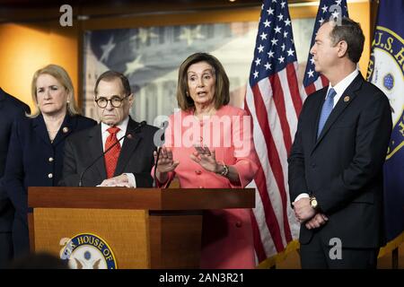 Washington, District of Columbia, USA. Januar 2020. US-Vertreterin NANCY PELOSI (D-CA) spricht bei der Ankündigung der Manager aus dem Haus für den Amtsenthebungsverfahren im Senat. Kredit: Michael Brochstein/ZUMA Wire/Alamy Live News Stockfoto