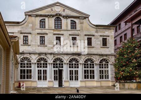 Balat, Fatih, Istanbul/Türkei - am 13. Januar 2020: Der Patriarchalkirche des hl. Georg, Konstantinopel Ökumenischen Orthodoxen Patriarchats Außenansicht Stockfoto