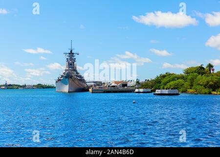 Pearl Harbor, Honolulu, Hawaii - November 05, 2019: U.S.S. Missouri an der Pearl Harbor National Memorial. Die Gedenkstaette erinnert an die japanischen Atta Stockfoto