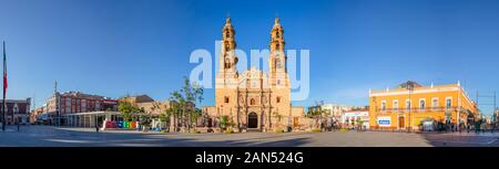 Aguascalientes, Aguascalientes, Mexiko - 23. November 2019: Catedral Basilica De Nuestra Señora De La Asunción, in der Plaza de la Patria, in Aguascal Stockfoto