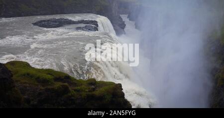 Schöne lebendige Panorama mit Blick auf die isländische Wasserfall in Island goddafoss Gullfoss Wasserfall Skogafoss Skogar dettifoss Seljalandsfoss Stockfoto