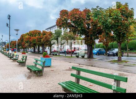 Blick auf die Promenade des Gmunden Sees, Österreich Stockfoto