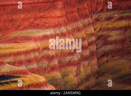 ---- Blick auf Danxia Relief in Zhangye Stadt im Nordwesten der chinesischen Provinz Gansu, 2. Oktober 2019. Stockfoto