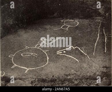 Die Wilderness Trail; oder, die Ventures und Abenteuer von der Pennsylvania Händler auf dem Allegheny Pfad, mit einigen neuen Annalen des alten Westens, und die Aufzeichnungen der einige starke Männer und einige schlechte. Die dargestellten Felsen an der Mündung des Little Beaver Creek. Die Conchake Route und andere Ohio Pfade 185 Creek, etwa acht Meter breit, der Bach durchquert, und lagerten sich aboutthirty Yards. An diesem Tag getötet, Rotwild und turkies im März. Am 6. fuhren wir über vierzehn oder fünfzehn Meilen, unsere generalcourse über Osten - Südosten, getötet viel Spiel, und encampedby Eine sehr feine Feder. Die 7. Stockfoto