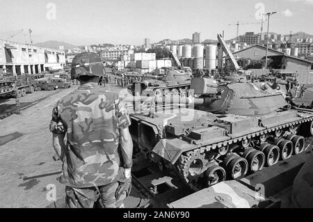 Genua (Italien), September 1986, Landung der 30.Division der US National Guard in der NATO Übungen in Europa zu beteiligen Stockfoto