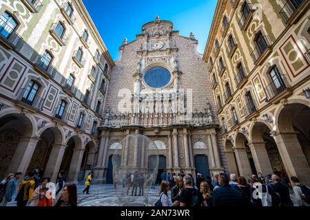 Montserrat, Katalonien, Spanien - Santa Maria de Montserrat Abtei Gebäude Stockfoto