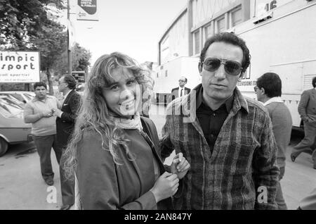 Palermo (Italien), April 1981, Stefania Craxi und Paolo Pillitteri, beziehungsweise Tochter und Schwager von Bettino Craxi, Sekretär der Sozialistischen Partei Italiens (PSI), beteiligen sich an der XLII Kongress der PSI. Pillitteri auch Bürgermeister von Mailand von 1986 bis 1992 Stockfoto