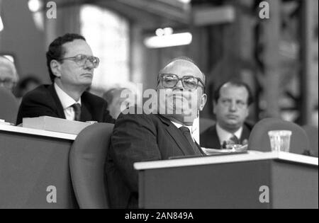 Milan (Italien), Bettino Craxi, Sekretär der PSI (Sozialistische Partei Italiens) auf dem 45. Kongress der PSI (Mai 1989) Stockfoto