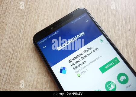 Blockchain Wallet App bei Google Website spielen Store angezeigt auf Huawei Y6 2018-Smartphone Stockfoto