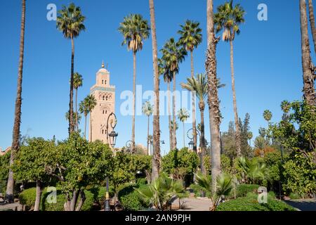 Koutoubia Moschee aus dem 12. Jahrhundert in der Altstadt von Marrakesch, Marokko Stockfoto