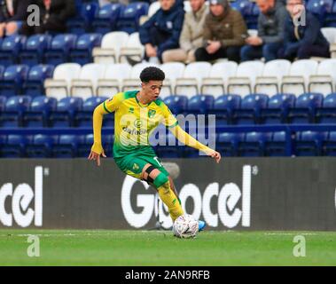 4. Januar 2020, Deepdale, Preston, England; Emirates FA Cup, Preston North End v Norwich City: Jamal Lewis (12) von Norwich City läuft mit dem Ball Credit: Conor Molloy/News Bilder Stockfoto