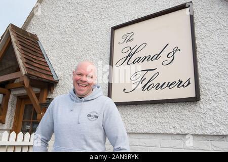 Tom Kerridge, der Hand & Blumen, Marlow, Buckinghamshire, Großbritannien. 22. Januar, 2018. Starkoch Tom Kerridge an seinem Marlow Restaurant die Hand und Blumen. Credit: Maureen McLean/Alamy Stockfoto