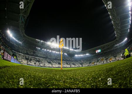 Eine allgemeine Ansicht der Allianz Stadion vor dem Italien Cup Fußballspiel zwischen FC Juventus und Udinese Calcio am 15. Januar 2010 in Turin, Italien. Stockfoto