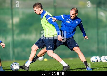 Estepona, Spanien. 16 Jan, 2020. Damian Rossbach (KSC) in Duellen mit Manuel Stiefler (KSC). GES/Fußball/2. Bundesliga: Karlsruher SC - Trainingslager, Januar 16, 2020 Fußball / Fussball: 2. Bundesliga: KSC Ausbildungslager, Karlsruhe, Januar 16, 2020 | Verwendung der weltweiten Kredit: dpa/Alamy leben Nachrichten Stockfoto