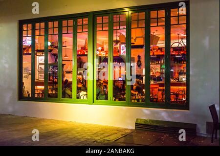Art Deco Masonic Hotel, von William John Prouse und Norman Wilson, 1932, Napier, Hawke's Bay, North Island, Neuseeland Stockfoto