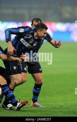 Mailand, Italien, 06. Januar 2011, 'G.' Meazza San Siro Stadion, Campionato di Calcio Seria A 2010/2011, FC Inter-SSC Napoli: Thiago Motta feiert, nachdem das Ziel Stockfoto