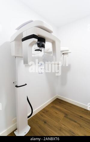 X-Ray Maschine in der Zahnklinik. Medizinisches Konzept. Stockfoto