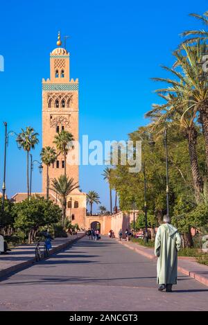 Moschee Koutoubia Minarett in der Medina von Marrakesch, Marokko Stockfoto