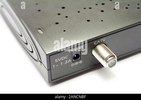 Alten Router auf weißem Hintergrund. Stockfoto