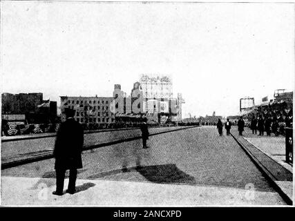 Der lokale Verbesserungen: Die Stadt Chicago. Neue Michiilan Avenue Bridge. 60.000 Automobile überqueren Sie diese Brücke alle 24 Stunden; Kapazität 150.000. 14. Michigan Avenue Bridge; Blick nach Norden acroit der Brücke. Stockfoto