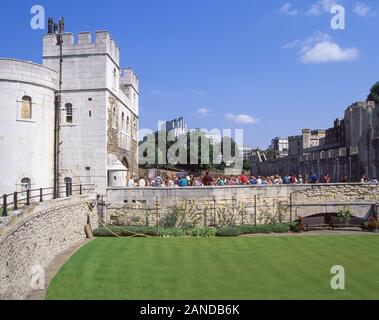 Eingang zum Tower von London, Tower Hill, London Borough Tower Hamlets, Greater London, England, Vereinigtes Königreich Stockfoto