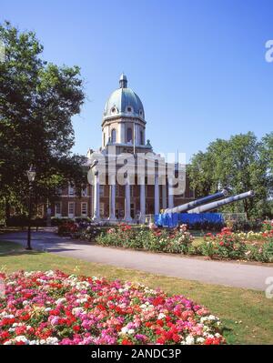 Imperial War Museum (IWM), Lambeth Road im Londoner Stadtteil Southwark, Greater London, England, Vereinigtes Königreich Stockfoto