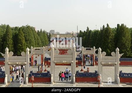 Eingang zu den Rundschreiben Damm Altar im Tempel des Himmels komplexe in Peking, China Stockfoto