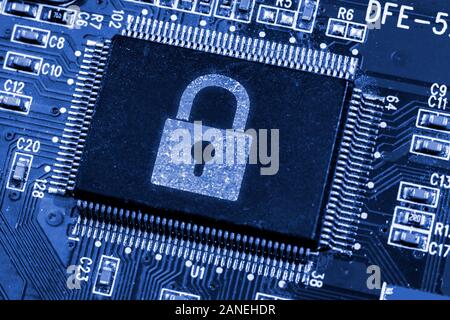 Elektrische Chip auf der grünen Platine, FBG D Stockfoto