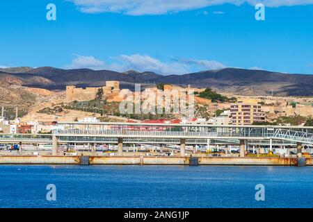 Alcazaba von Almeria befestigte arabische Festung Komplex und Hafen, almeria, spanien Stockfoto