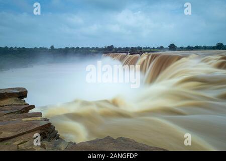 Chitrakote fällt Höhe ca. 29 Meter. Es ist der größte Rückgang in Indien. Jagdalpur, im Distrikt Bastar, Chhattisgarh, Indien Stockfoto