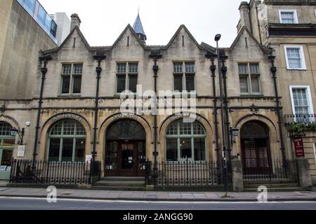 Badewanne, Großbritannien - 10 April, 2019. Historische Architektur der Buchhandlung, Badewanne. Bath, England, UK, 10. April 2019 Stockfoto