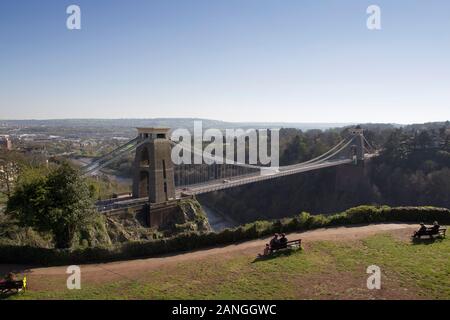 BRISTOL, Großbritannien - 8 April 2019. Clifton Suspension Bridge über den Avon Gorge eröffnet 1864. Bristol, England, UK, April 8, 2019 Stockfoto