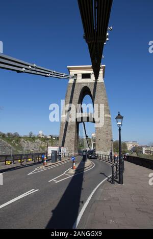 BRISTOL, Großbritannien - 8 April 2019. Clifton Suspension Bridge über den Avon Gorge eröffnet 1864. Bristol, England, UK, April 8, 2019 Stockfoto