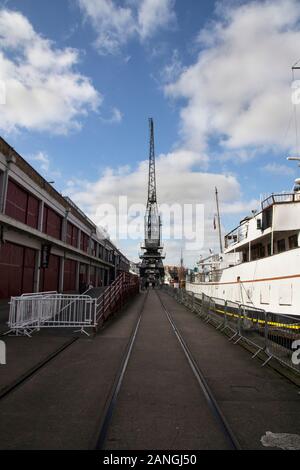 BRISTOL, Großbritannien - 10 April, 2019. Hafen von Bristol aka Bristol Docks besteht seit dem 13. Jahrhundert neu im 19. Jahrhundert wird auch oft als Stockfoto