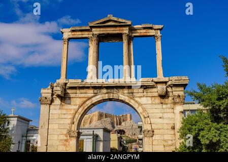 Hadriansbogen (das Hadrianstor), ein römischer Triumphbogen in Athen, Griechenland Stockfoto