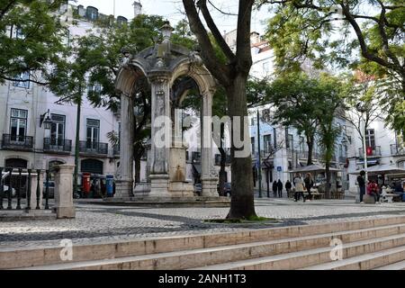 Largo do Carmo, malerischer Platz, Lissabon, Portugal Stockfoto